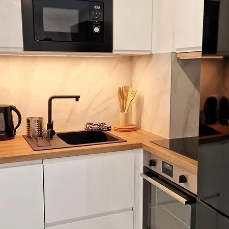 Beautiful 2p 39 M2, Ac, Balcony * Antibes