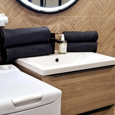 Beautiful 2p 39 M2, Ac, Balcony * أنتيب