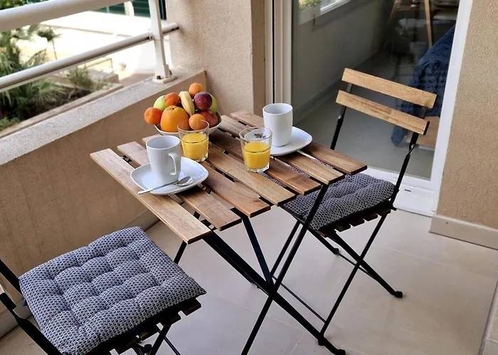 Daire Beautiful 2p 39 M2, Ac, Balcony *