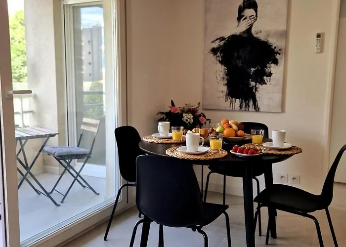 公寓 Beautiful 2p 39 M2, Ac, Balcony *