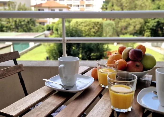 Beautiful 2p 39 M2, Ac, Balcony 公寓