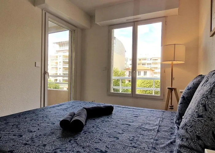 Beautiful 2p 39 M2, Ac, Balcony *